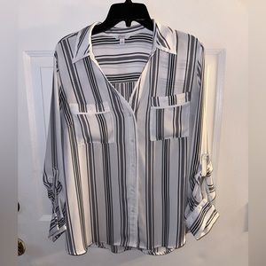 Candie’s striped blouse size Large